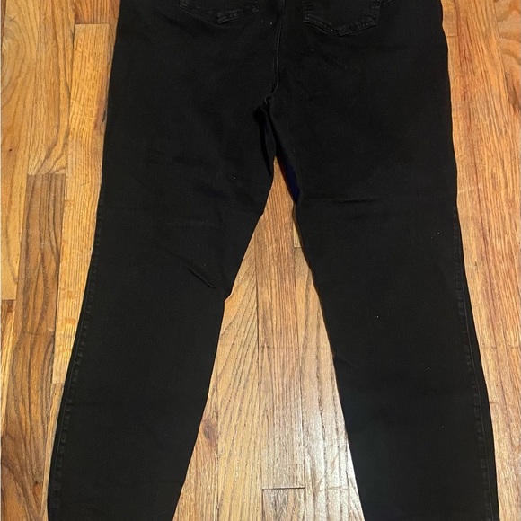 Torrid Black Skinny Jeans for Women - Picture 2 of 3